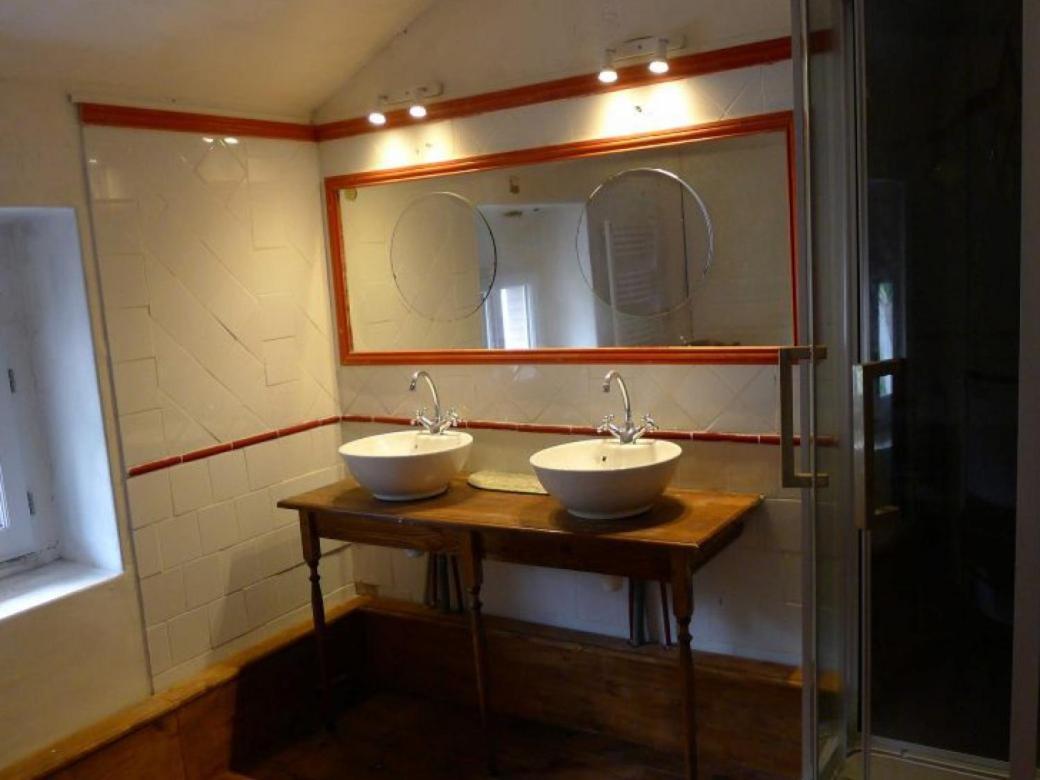 Le Manoir Villa Tarare Room photo