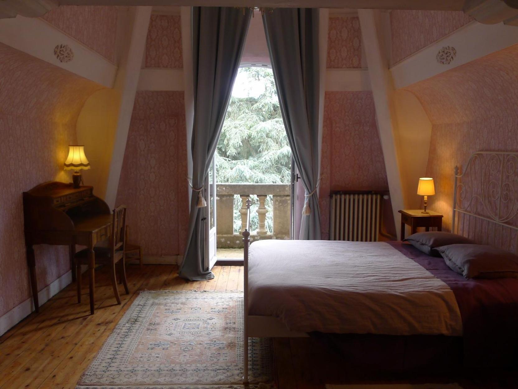 Le Manoir Villa Tarare Room photo